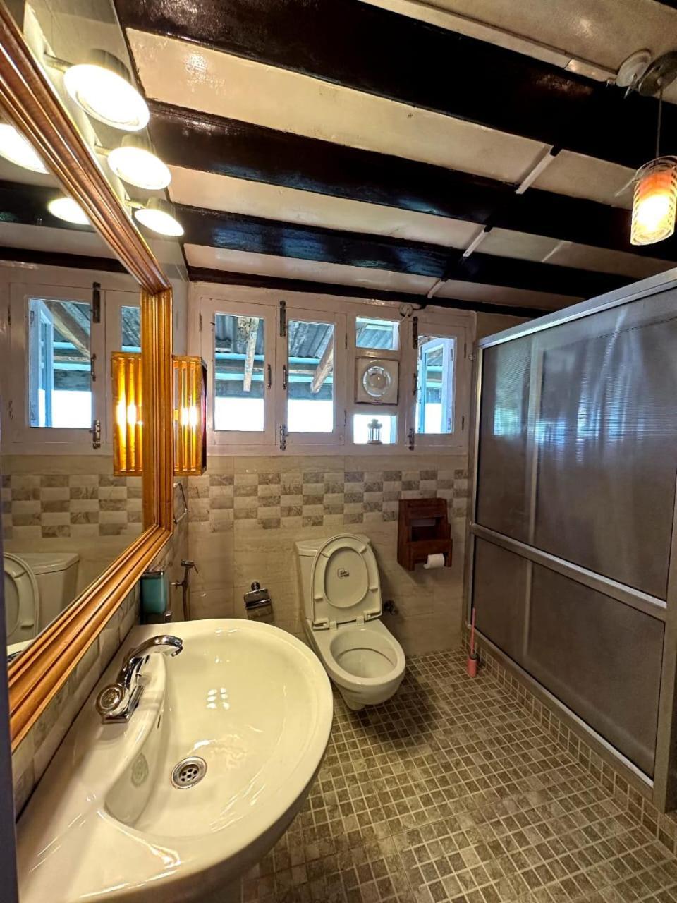 Shyamala Heritage Villa シムラー エクステリア 写真